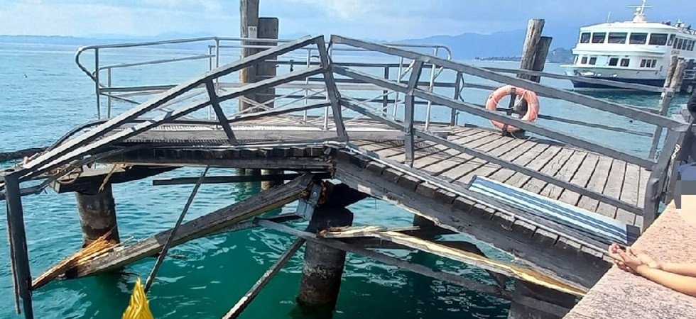 La motonave va a sbattere e distrugge il molo, Navigarda: “Riaperto lo scalo sul lago di Garda”
